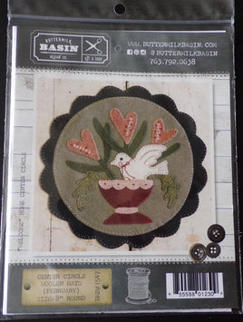 February Center Circle Woolen Mats Pattern