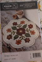 In Full Bloom Mat Wool Applique Pattern form Buttermilk Basin