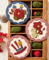 Patriotic Scalloped Circle Ornaments # BMB3431 Wool Applique Pattern By Buttermilk Basin