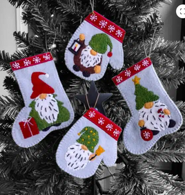 Christmas Gnome Gift Wool Applique Felt Gift Card Holder Ornament Kit